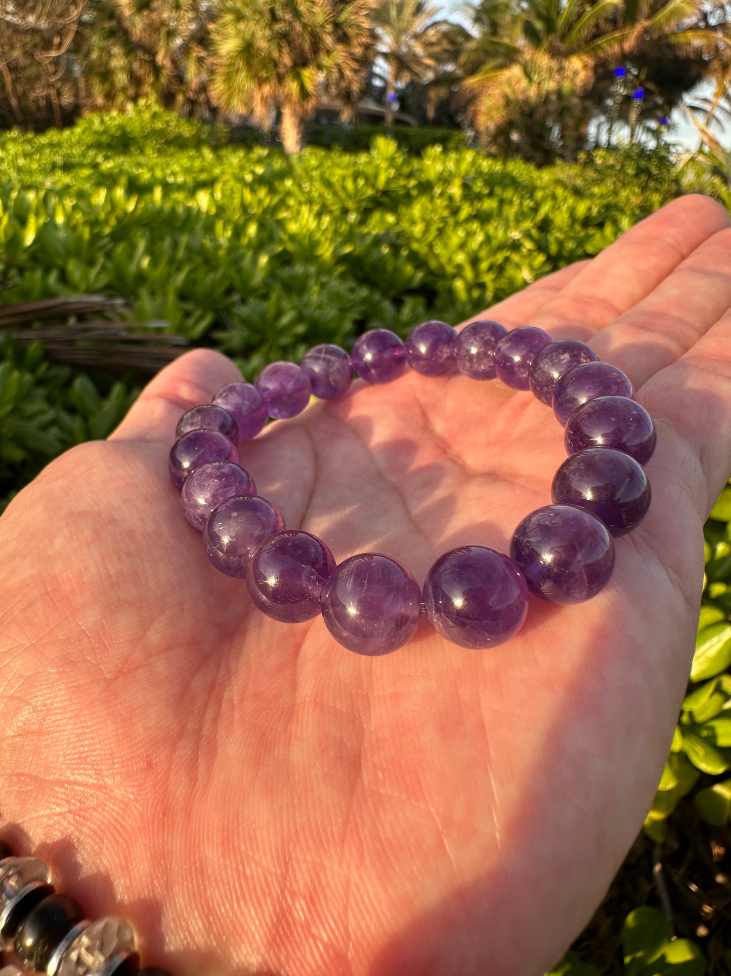 Luxury Amethyst Bracelet Simple Design - World's Best Quality & Made To Last